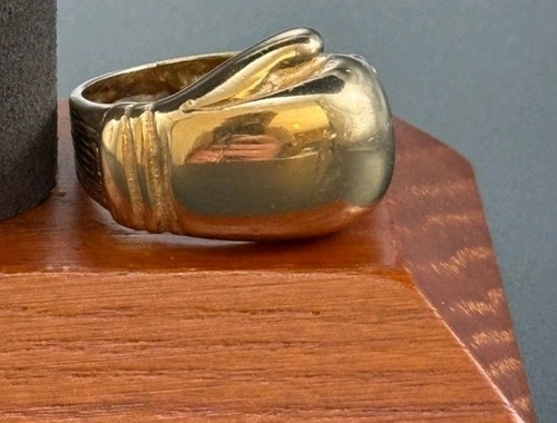 9ct solid gold boxing glove - solid,