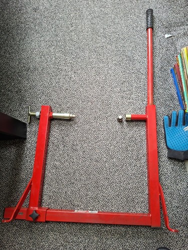 Abba rear paddock - rear, stand