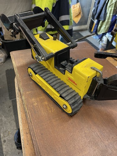 Tonka dozer bulldozer - tonka,