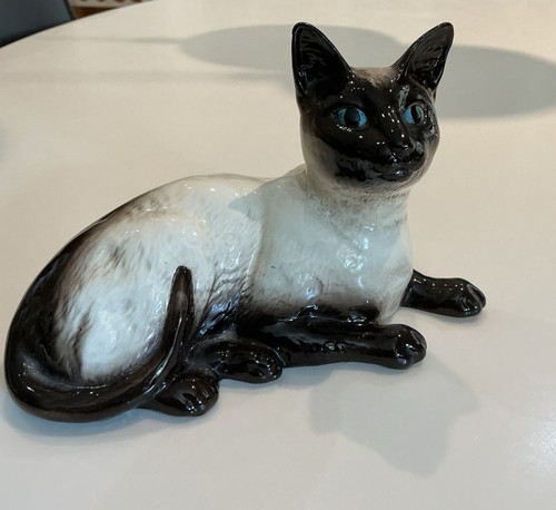Vintage beswick recumbent - vintage,