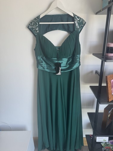 Ever pretty emerald green - ever,