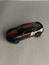 Hot Wheels 2016 Chevy Camaro