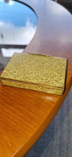 Vintage compact and cigarette