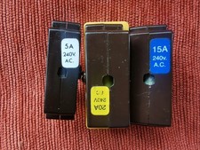 Wylex Fuses And  One Carrier