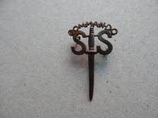 No 2 Commando Cap Badge WW