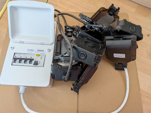 Fusebox f2004ra way - f2004ra, 4-way