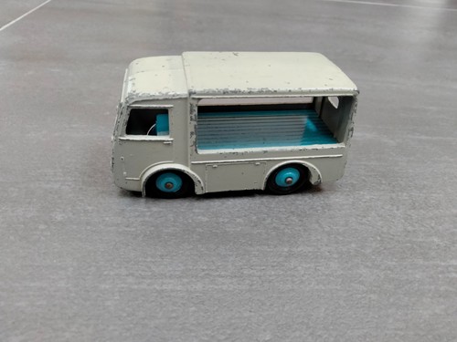 Dinky toys 30v - toys,