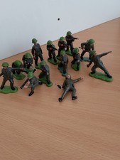 Britains Herald Toy Soldiers