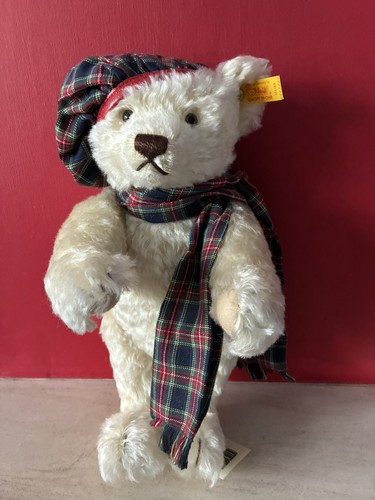 Steiff four seasons hamish - four,
