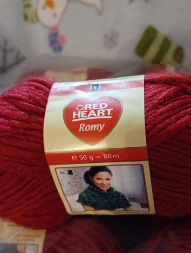 Red heart romy - yarn, 50%