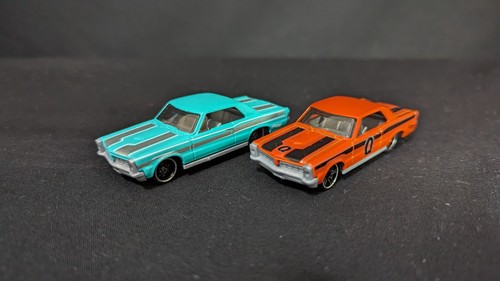 Hot wheels pair 65 pontiac - wheels, '65