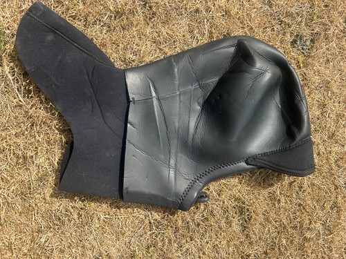 Need essentials surf hood size - need,