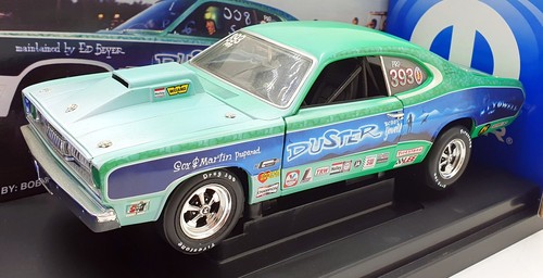 Ertl scale diecast - 1/18,
