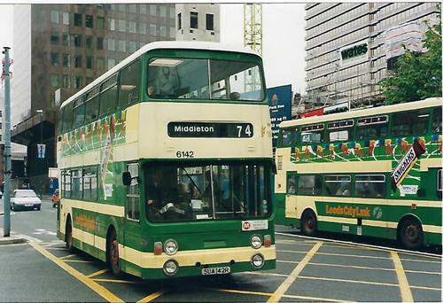 Bus photo sua142r leeds - photo:,