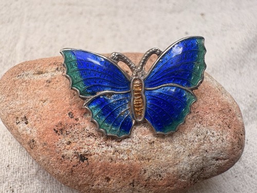 Beautiful antique small enamel - beautiful,