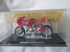 MIKE HAILWOOD REPLICA DUCATI MH900e  2000  1-24 SCALE MOTORCYCLE MODEL