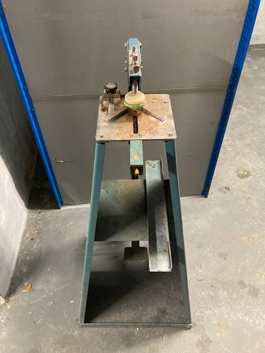 Picture framing equipment for - picture,