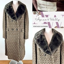 Vintage 70s Windsmoor Coat Wool Blend Size UK 12/14 Faux For Collar Brown Print