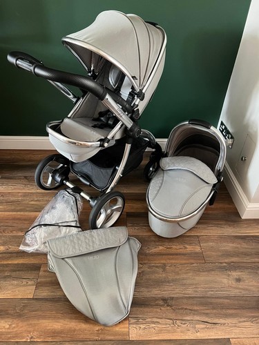 Egg carrycot and pushchair - carrycot,