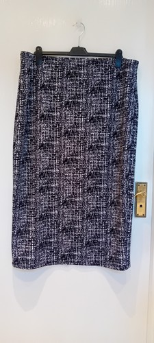 Bnwt emery rose size - emery, black