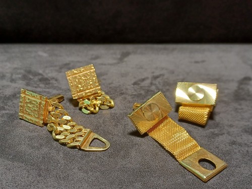 Men gold toned - x,