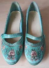 Jessica Embroidered Pale Green