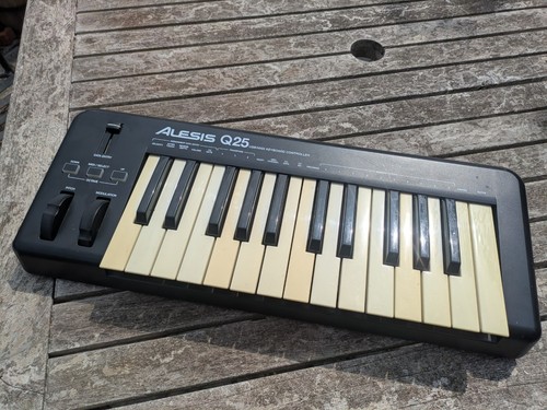 Alesis q25 key usb - alesis,
