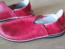 Moroccan leather babouche