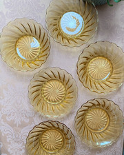 Set of 6 MCM amber glass Bagley Carnival Swirl bowls