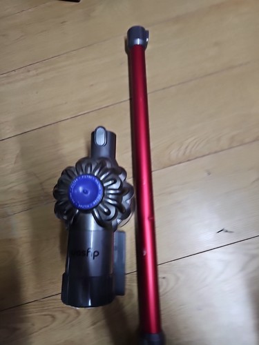 Dyson - , v6