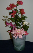 Glass Handmade Vase 100% Recycled Swirl pattern slight Pink(Orchid) colour 6" Hi