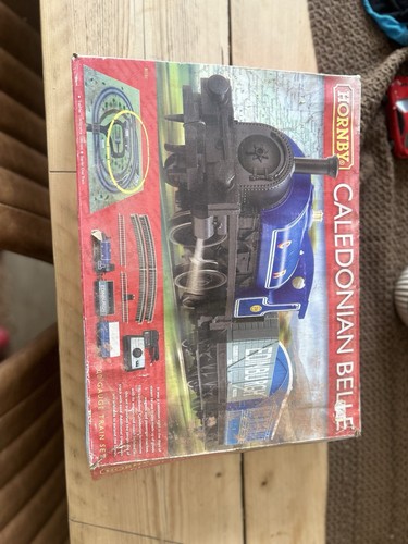 Hornby r1151 caledonian - hornby, belle