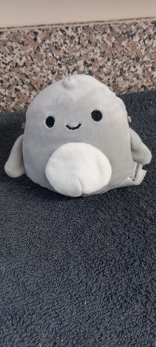 Squishmallow gordon the - squishmallow, shark