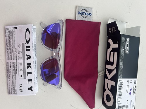 Genuine oakley frogskins - oakley, xs