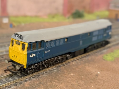 Tri ang r357 gauge - gauge, blue