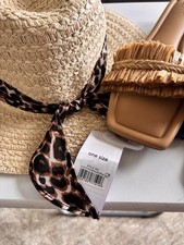 Summer Brim Hat With Animal