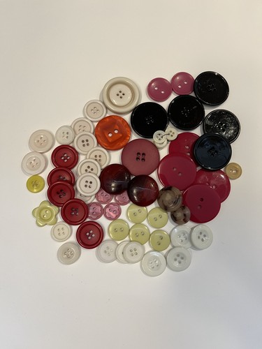 Vintage buttons job lot 100g - job,