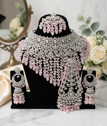 Silver plated jewellery set - plated,