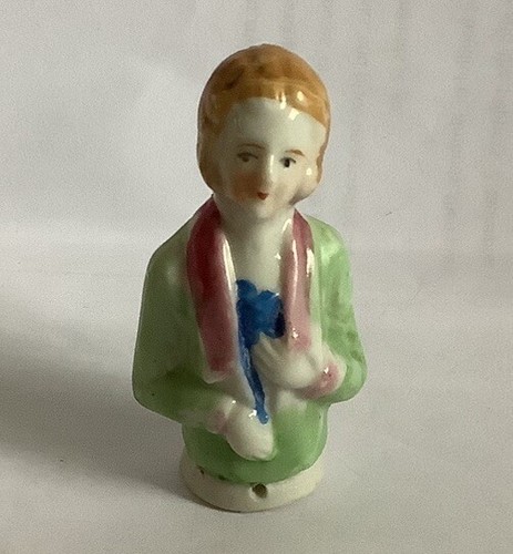 Antique half doll 6cm tall - 6cm,
