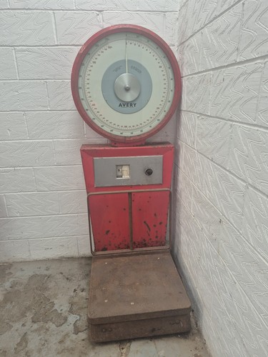 Vintage avery platform scales - vintage,
