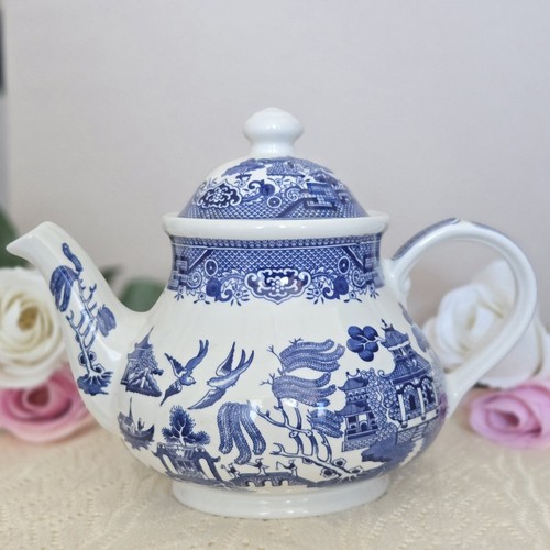 Churchill willow teapot blue - willow,