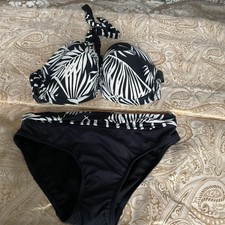 BNWOT LADIES MARKS &SPENCERS HALTERNECK BIKINI BLACK & CREAM PATTERN BOTTOMS