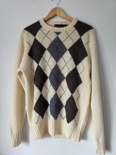 College hall vintage argyle - college,