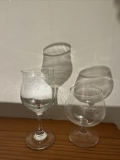 Vintage Pair of Wine Cocktail Glasses Excellent Condition Deco Design Retro