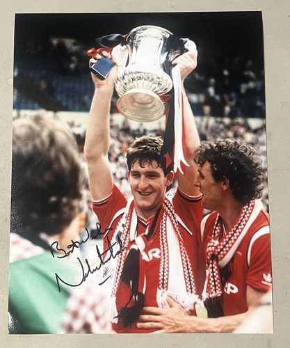 Norman whiteside hand signed - whiteside,