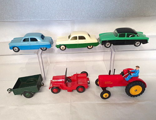 Dinky toys group - dinky,