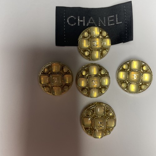 Chanel buttons glowing - chanel,