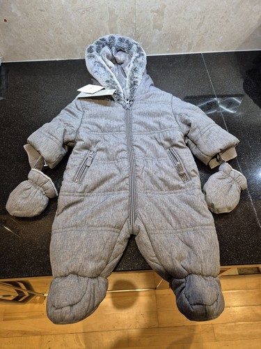 Baby first size hooded - first,