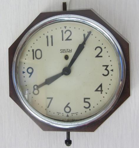 Art deco smiths octagonal - deco,
