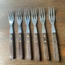 Boxed Set Of 6 Wooden Handled & Stainless Steel 3 Tined Forks 19cm Long Unused